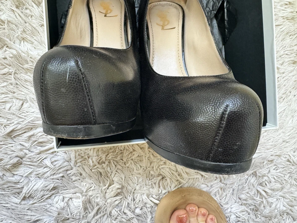 Bombas plataforma tribtoo de couro preto Yves Saint Laurent tamanho 8 EUA - Imagem 3 de 4