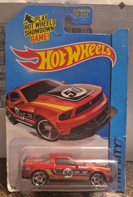 2014 Hot Wheels #91 HW City-Mustang 50 '12 FORD MUSTANG BOSS 302 LAGUNA SECA Red