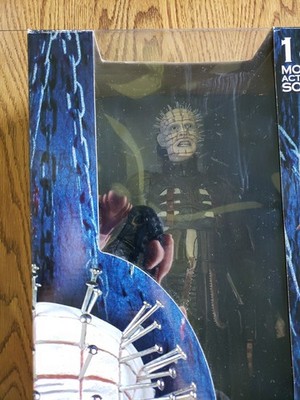 NECA 111062 Hellraiser Motion Activated Sound Pinhead Action