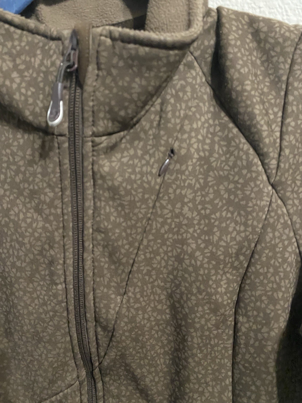 LL Bean Women's  Brown Pattern Polyester Fleece F… - image 4