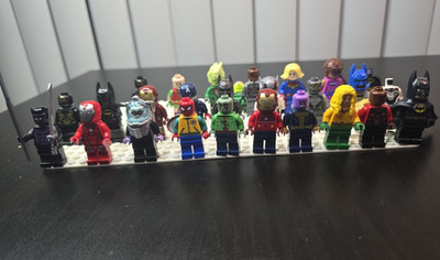LEGO Marvel & DC Super Heroes Minifigures Lot of 27 - Batman, Iron Man, Avengers