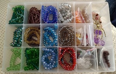 Large Lot Assorted Glass Beads For Jewelry Making W/ Storage Container