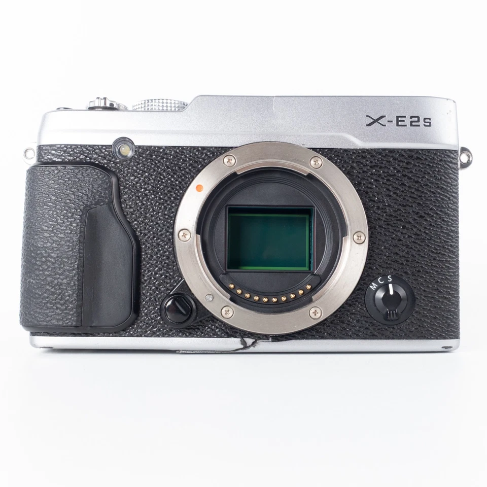 *READ* Fujifilm X-E2s 16MP Mirrorless Digital Camera Body - Silver_ - Bild 4 von 4