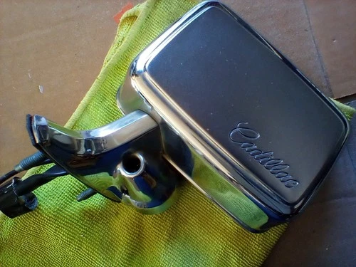 1977- 79  CADILLAC FLEETWOOD DRIVER SIDE LEFT FRONT MIRROR  OEM