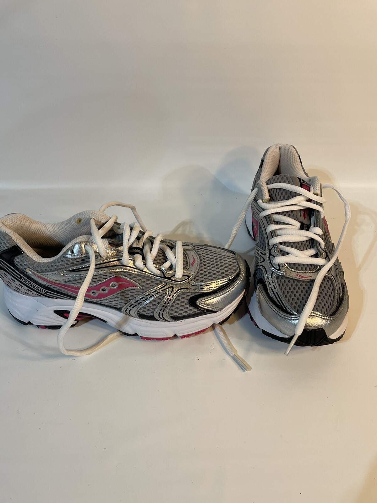 oasis tennis shoes sale