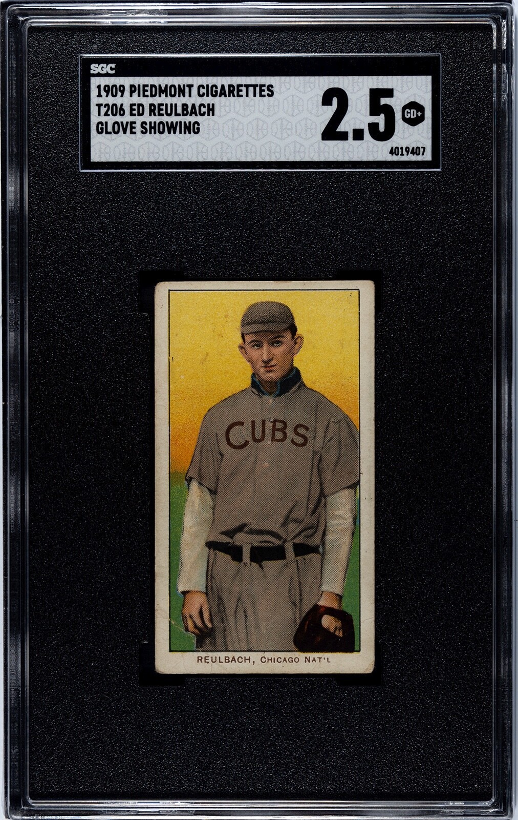 1909-11 T206 White Border Ed Reulbach Glove Showing Chicago Cubs - SGC 2.5 GD+