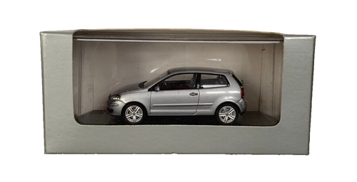 Volkswagen Polo 9N3 - 1/43 scale - VW Minichamps modelcar - Imagen 10 de 13