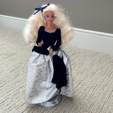 NIB 1995 Winter Velvet Barbie An Avon Exclusive Doll
