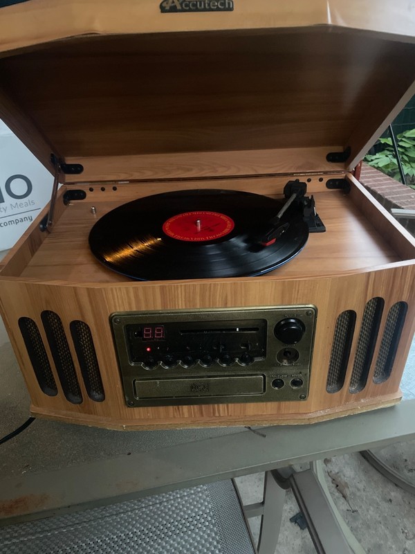 Accutech vintage radio