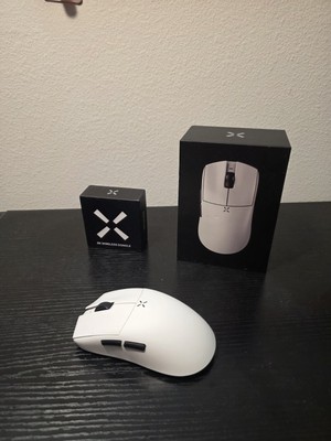Hitscan Hyperlight White Mouse - w/ 8k *SHIPS FAST* (READ DESCRIPTION)