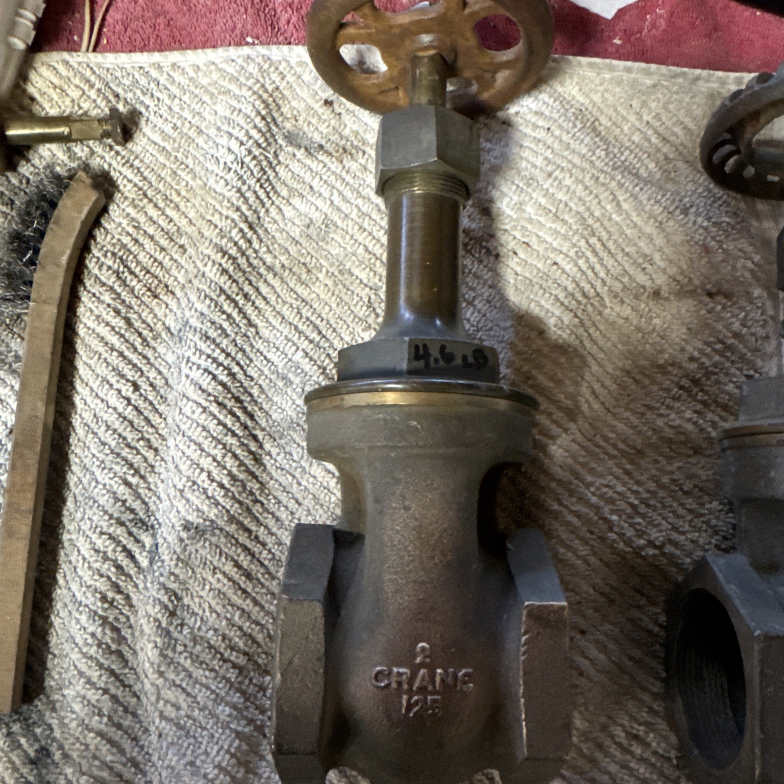 Crane Shut Off Brass Gate Valve , 2 “  125