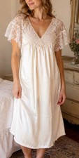 Vintage 80s Lily of France White Lace Trim Nylon Feminine Bridal Nightgown Sz S