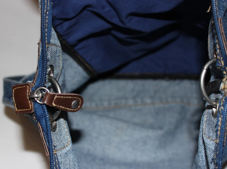 Cartera Denim Azul Cierre Cremallera Bolsillo Frontal Suave Sin Marca De Colección Años 80 Foto 4 de 4