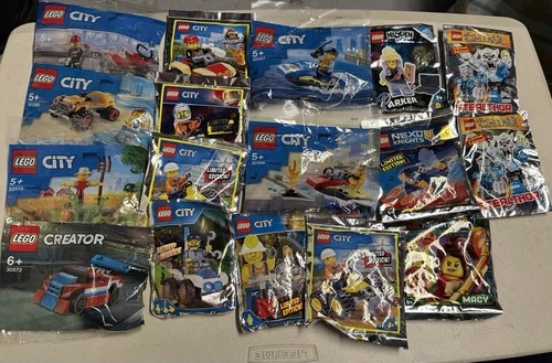 Lot of 17 Vintage Lego Sets City Nexus Knights Chima Limited Edition New Sealed