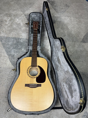 Godin Simon & Patrick Luthier Woodland Spruce 6 String Acoustic Guitar /w Case