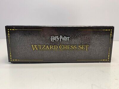 Xadrez Harry Potter Wizard Chess Set The Noble Collection - Jogo de Dominó,  Dama e Xadrez - Magazine Luiza