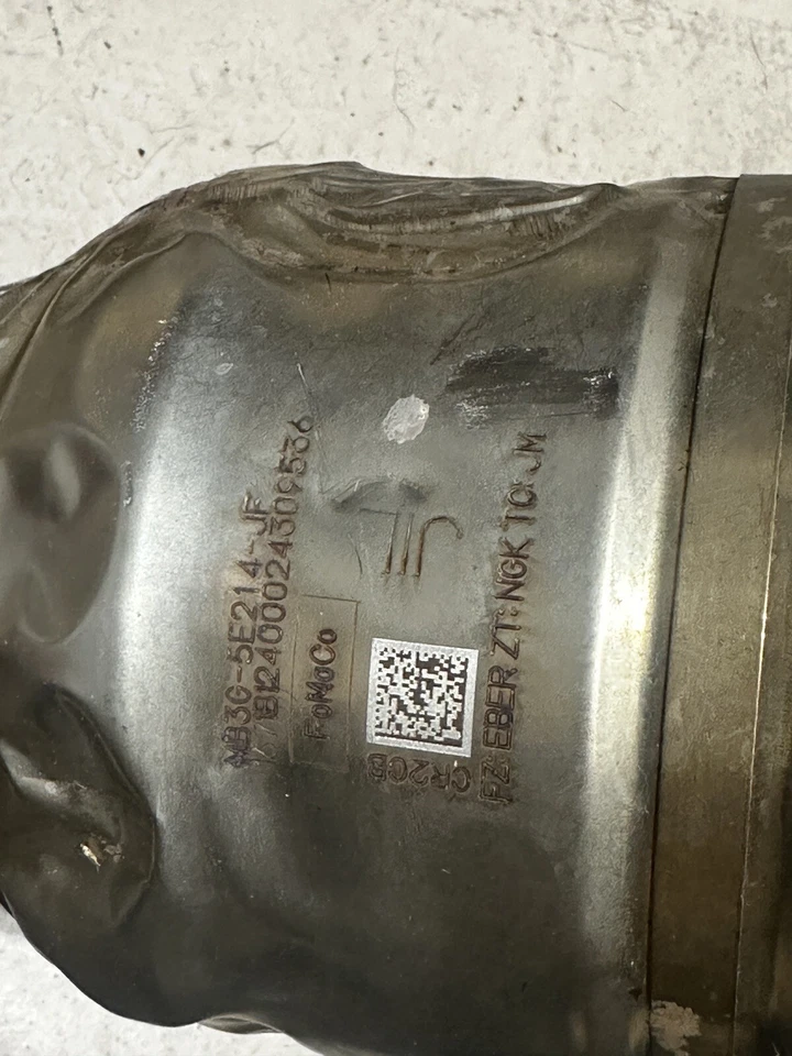 Tubo de escape Ford Bronco Sport Foto 4 de 4