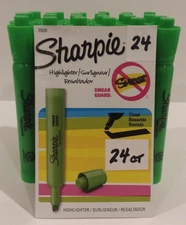 Lot of 24 Sharpie 25026 GREEN Chisel Tip Tank Highlighters Markers NEW