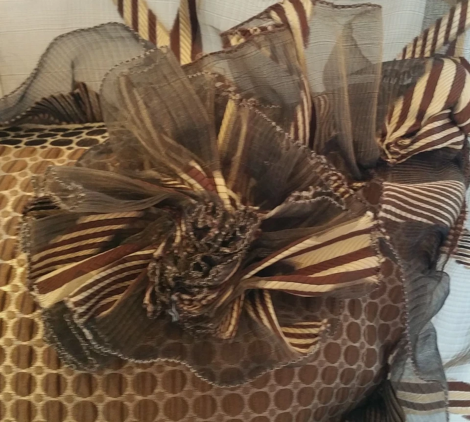 NEW Italian Fabric Decorative Hand Made Pillowcase Brovn / Beidge 21" X 17.5"  - Image 3 of 4