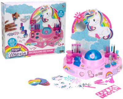 UNICORN RAINBOW DREAMS 