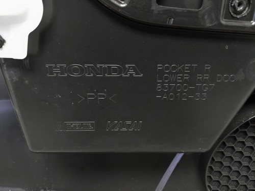 2016-2022 Honda Pilot Rear Passenger Interior Door Trim Panel Black *W/Sunshade* - Picture 18 of 22