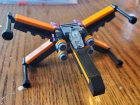 LEGO Star Wars: Poe's X-Wing Fighter (30278) 2016 Minikit, 100% Complete