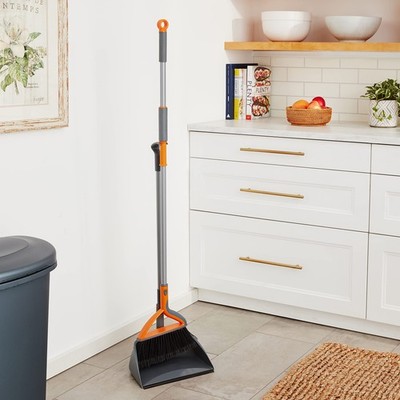 Casabella Quick N Easy Upright Broom And Dustpan Set Gray And