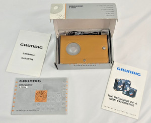 Radio Grundig YB-P 2000 - Ondes Courtes AM/FM - Design F.A. Porsche - Occasion