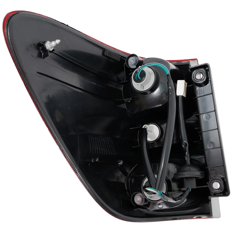 Luz trasera exterior derecha Toyota Sequoia 2001-2004 Foto 3 de 4