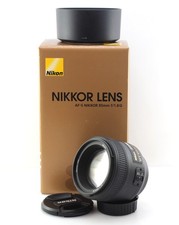 Boxed Nikon AF-S NIKKOR 85mm f/1.8G AF Prime Portrait Lens W/ hood - Excellent c