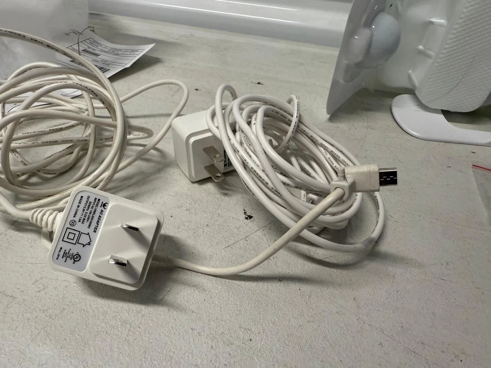 Cámara de Seguridad Guardzilla Inalámbrica Alta Definición Interior/Exterior GZ100W LOTE 5 Foto 2 de 4