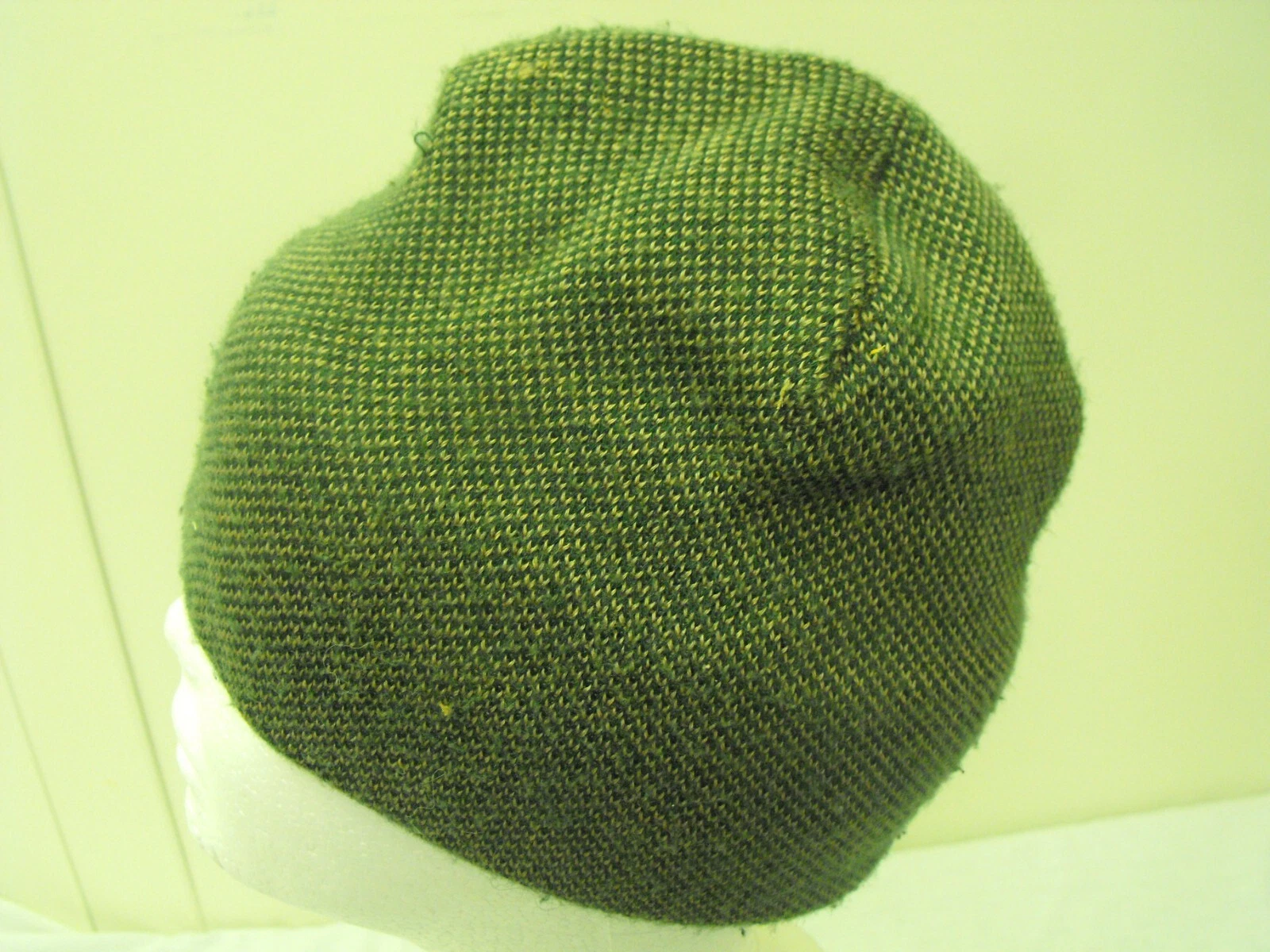 burton beanie cap hat tan 