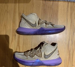kyrie 5 size 9.5