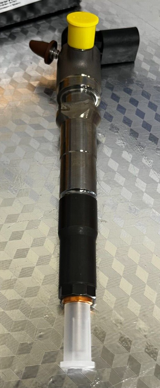 Genuine Ford Nozzle And Holder - Fuel Injector | 2675955 for sale