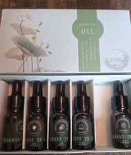 5PC. ESSENTIAL OIL SET BRAND NEW IN A BOX