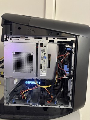 Alienware Aurora R11 Gaming Desktop I7-10700F 2.9GHz, 32GB RAM