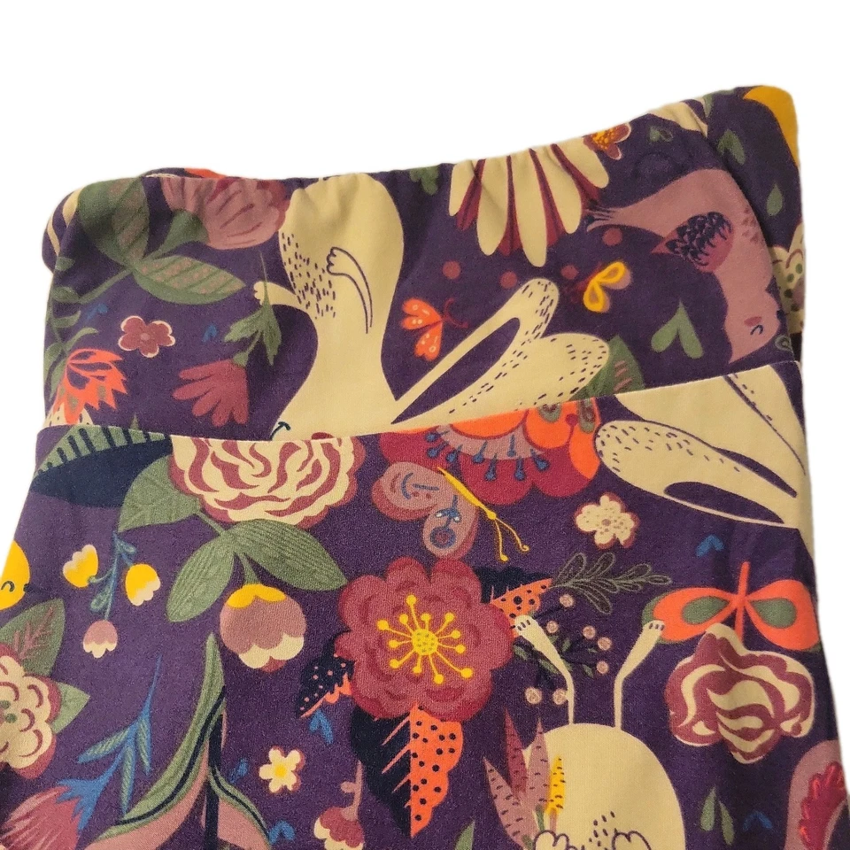 Leggings Lularoe raros - Nuevos sin etiquetas - Conejitos florales  Foto 2 de 4