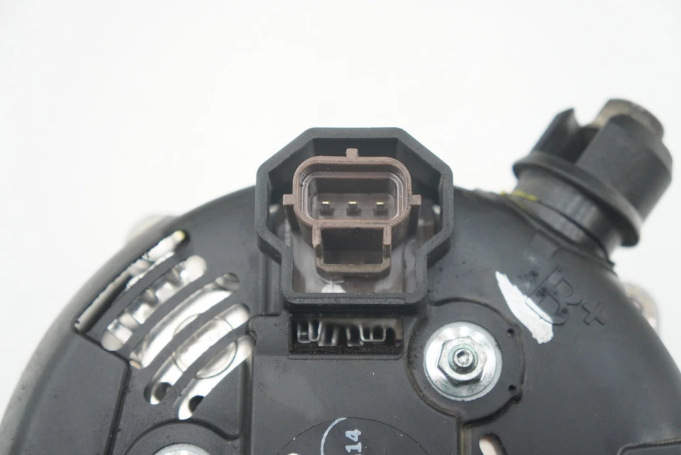 Alternador 220 Amp 6.7L Diesel HC3Z9H307G Ford F450 Super Duty F250 F350 2017-22 Foto 4 de 4