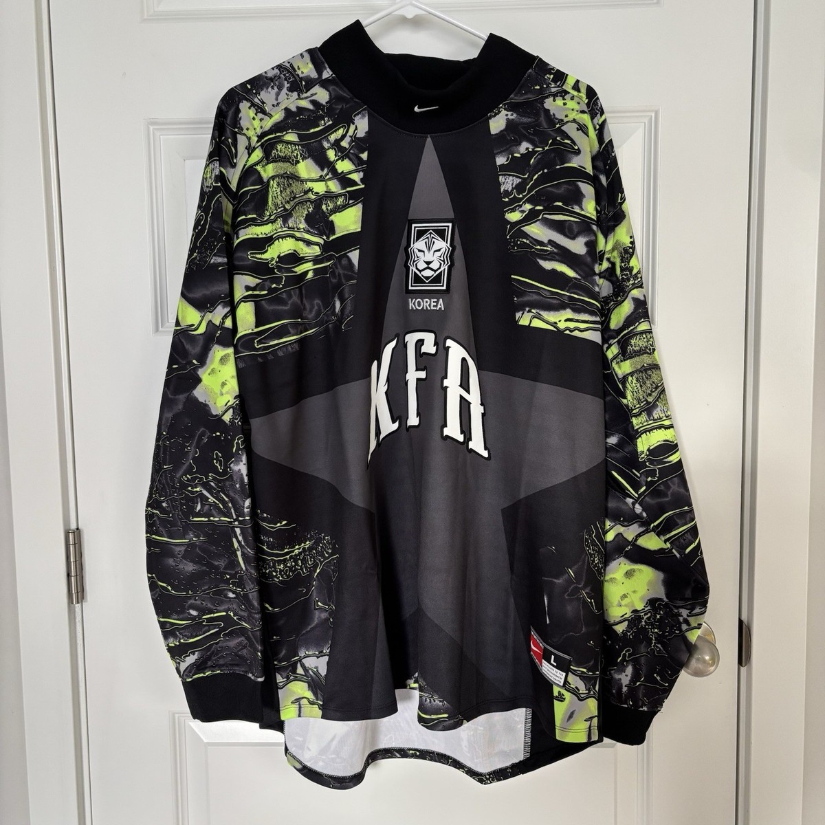 Nike Korea Hollywood Goal Keeper Jersey Shirt IO0788-010 Size L