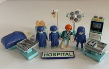 Playmobil Hospital Operating Room With Figures & Accessories - Set 3981