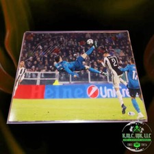  FIFA CRISTIANO RONALDO CR7 SIGNED AUTOGRAPHED REAL MADRID 16X20 BICYCLE KICK AM