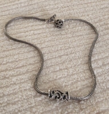 Vintage LOIS HILL 17-1/2'' Woven Silver Necklace with Filigree Charms