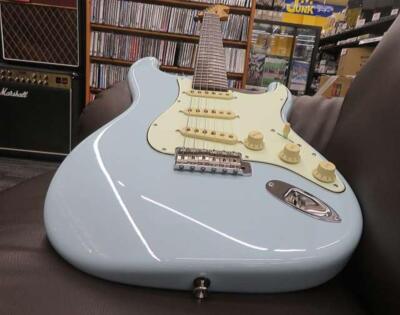 ギター FREEDOM CUSTOM GUITAR RESEARCH Retro ST 開封の儀！Freedom Custom Guitar Reserch Order Style Retro ST