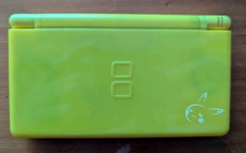 Nintendo DS Lite Pikachu Limited Edition Console With Box - Tested Working - PAL - Picture 6 of 14