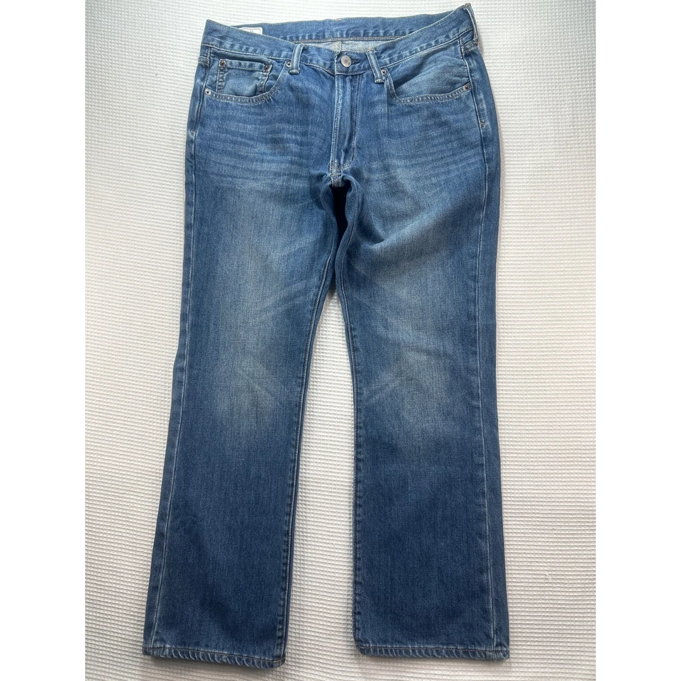 Men's Gap 33/30 Boot Cut Jeans - Image 3 of 4