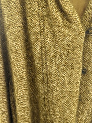 VINTAGE FUZZY MOHAIR GOLD GREEN FLECK WOOL 42'' LONG SWING CAPE ONE SIZE FIT MOST