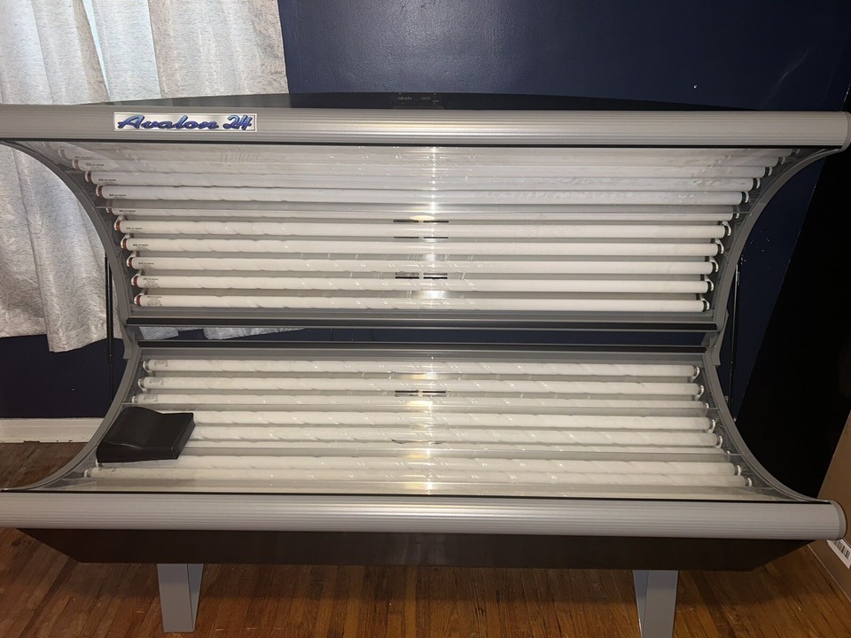 Brand New Tanning Bed ESB Avalon 24 Bronzing Bulbs eBay