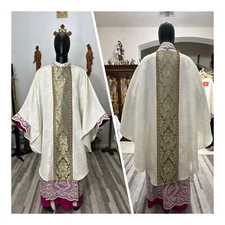 WHITE IVORY VESTMENT CHASUBLE & STOLE