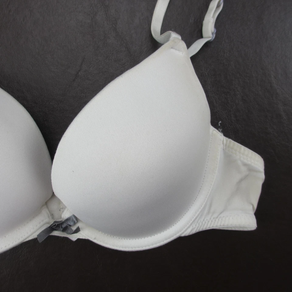 Sujetador Xhilaration 34A Blanco Acolchado Con Aros Cierre Ajustable Espalda Foto 4 de 4