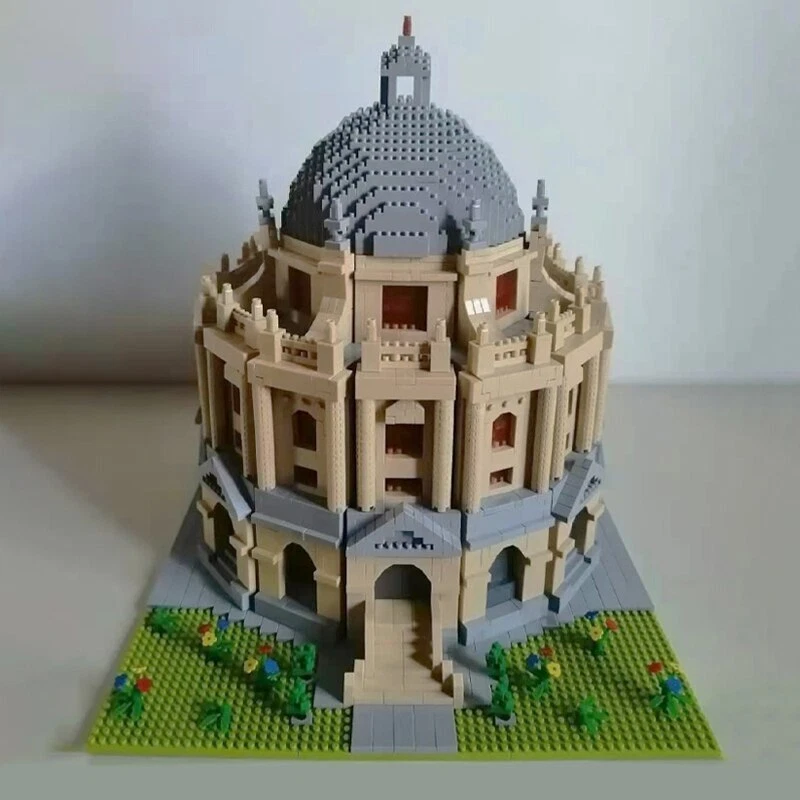 World Oxford University College Garden Mini Diamond Blocks Bricks Building Toy - Image 3 of 4